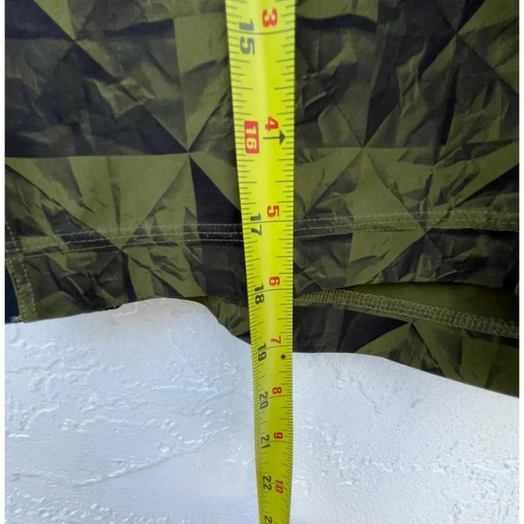 Lulu Lemon Mens Athletica Pace Breaker Lined Geometric Short Green Sz Medium - Picture 4 of 16